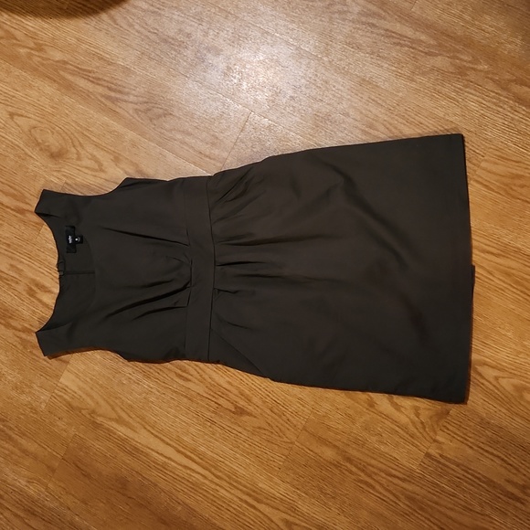 Mossimo Supply Co. Dresses & Skirts - Olive business dress with pockets!